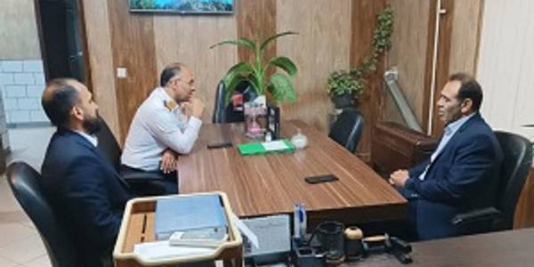 بازدید سرزده سرپرست فرمانداری از پلیس راه اراک توره