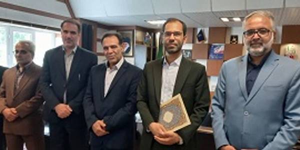 برگزاری آئین تکریم و معارفه سرپرست مرکز آموزش فنی و حرفه ای شازند