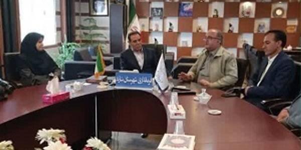 دیدار و نشست سرپرست فرمانداری با مدیران کل حفاظت محیط زیست و شرکت شهرکهای صنعتی استان مرکزی .