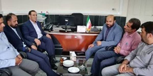 بازدیدسرپرست فرمانداری شهرستان شازند از بخشداری قره کهریز