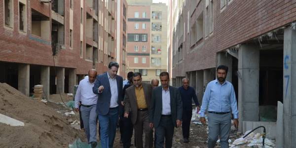 بازدید مشاور و نماینده ویژه وزیر نیرو  از پروژه های نهضت ملی مسکن شهر ساوه