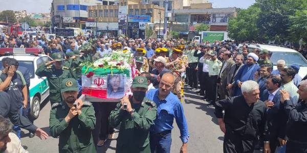 تشییع پیکر مطهر شهید جانباز ۷۰ درصد جنگ تحمیلی در ساوه