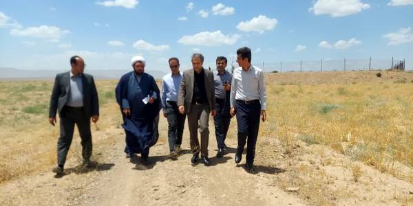 بازدید از مزرعه مرکز تحقیقات انار جهاد کشاورزی ساوه