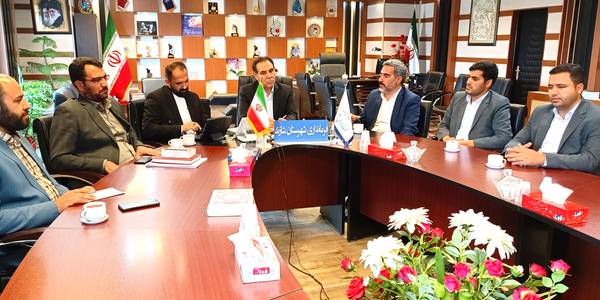 دیدار و نشست سرپرست فرمانداری شهرستان شازند با بخشدار قره کهریز ، شهردار و اعضای شورای اسلامی شهر شهباز