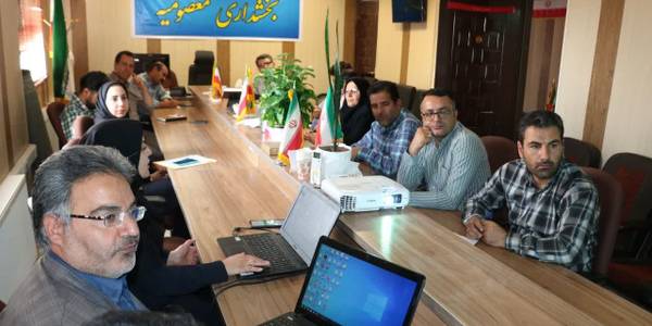 برگزاری کارگاه آموزشی با عنوان قانون رسیدگی به تخلفات اداری، قانون سلامت اداری، تجربه نگاری ویژه دهیاران بخش معصومیه شهرستان اراک