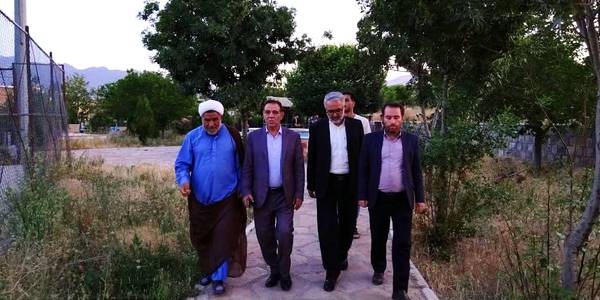 بازدید میدانی سرپرست فرمانداری شهرستان شازند از روستای جمال آباد .