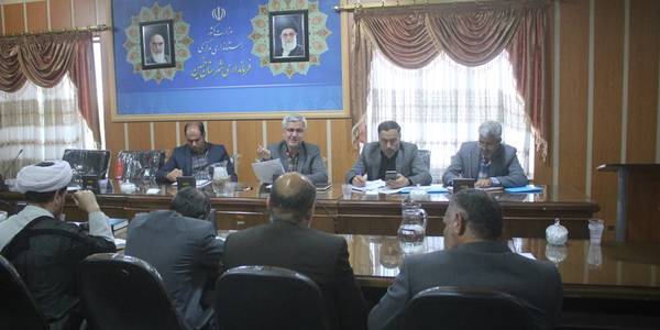 نشست بررسی و جمع بندی نتایج بازدید از روستاهای بخش کمره شهرستان خمین برگزار شد