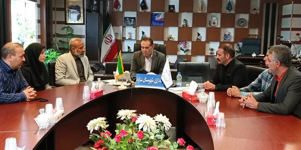 دیدار و نشست سرپرست فرمانداری شهرستان شازند با شهردار و اعضای شورای اسلامی شهر آستانه.