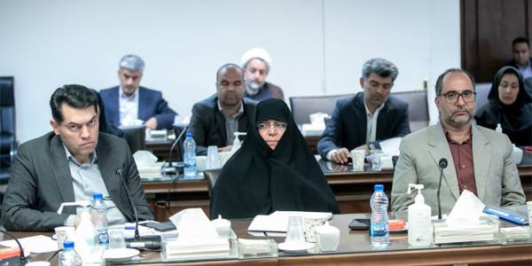 حضور سرکارخانم مفتح زاده مدیر کل دفترامور بانوان استانداری درنشست کارگروه تخصصی اموراجتماعی،فرهنگی ،سلامت زنان و خانواده استانداری  مرکزی که به ریاست استاندار و باحضورمعاون سیاسی،امنیتی و اجتماعی  استاندار،مدیران و اعضای مربوطه برگزارشد  .  ١٠-٠٤-١٤٠٢