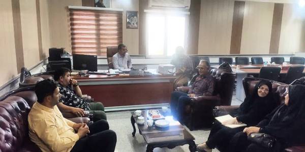 نشست جناب آقای  شالیان مقدم بخشدار زاویه به همراه دهیار و شورای اسلامی روستای صدر آباد با جناب آقای مهری سرپرست فرمانداری