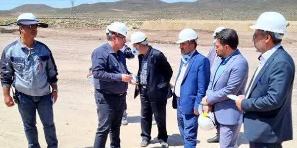 بازدید فرماندار  از معدن آریا صنعت تجارت بایا  در محدوده رنگرز به مناسبت روز صنعت و معدن