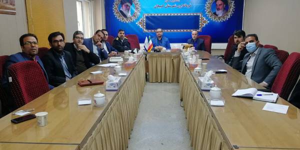 جلسه ساخت و ساز های غیر مجاز استان روز پنجشنبه ١۴٠١-١٢-١٨ به ریاست مهندس اسدی معاون هماهنگی و امور عمرانی استانداری و با حضور فرمانداران (بصورت ویدئو کنفرانس)  و سایر دستگاه‌های اجرایی برگزار شد