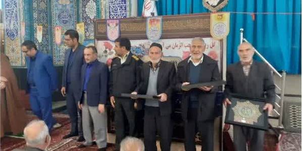 در حاشیه نماز جمعه شهر کمیجان بمناسبت ۲۲ اسفندماه روز تکریم شهدا