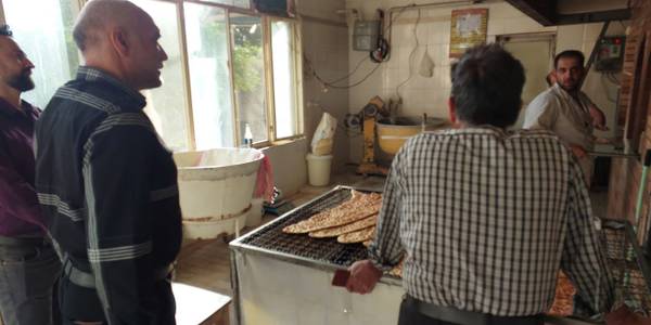 بازرسی سرزده از نانوایی ها و رسیدگی به مشکلات حوزه آرد و نان در شهرستان محلات