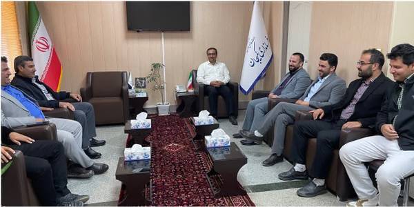 دیدار نوروزی اعضای شورای اسلامی بخش مرکزی با فرماندار و بخشدار مرکزی کمیجان