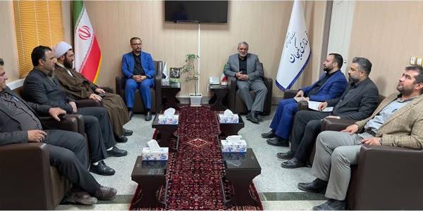 دیدار مدیرکل بنیاد مسکن انقلاب اسلامی استان با فرماندار و بخشدار مرکزی کمیجان