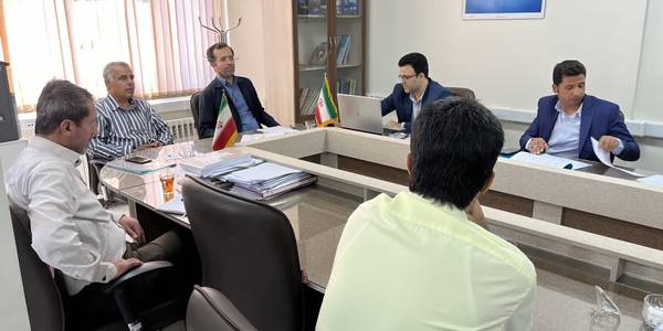 برگزاری جلسه بررسی پروژه های احداث و بهسازی راه های روستایی استان