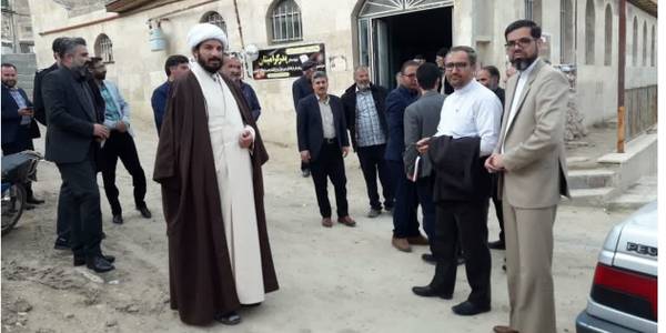 میز خدمت و بررسی مشکلات روستای سیجان.