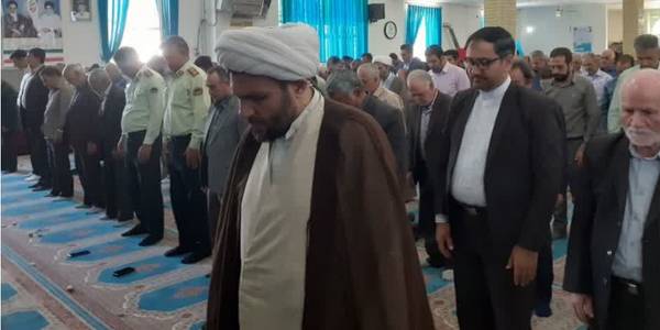 خلاصه خطبه های نماز عبادی سیاسی جمعه این هفته(19 خرداد ماه) کمیجان به امامت حجت الاسلام سعیدی  امام جمعه شهرستان کمیجان