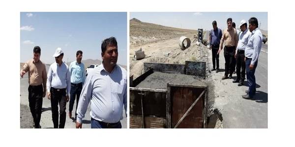 بازدید میدانی فرماندار به اتفاق مدیرکل راهداری و حمل و نقل جاده ای استان، معاونین و مدیر شهرستان از پروژه تعریض‌ محور کمیجان_ساروق