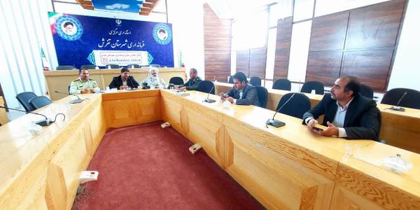 امروز جلسه عفاف و حجاب به مناسبت هفته عفاف و حجاب به ریاست محمد رضا رضایی فرماندار شهرستان تفرش و با حضور حجت‌الاسلام اجرائی امام جمعه و جمعی از مسئولین در سالن اجتماعات فرمانداری برگزار شد.