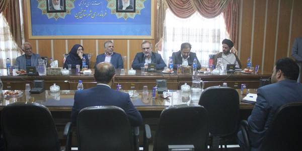 نشست مدیرعامل سازمان انتقال خون کشور با خیرین و گروه های مرجع مردمی شهرستان خمین برگزار شد