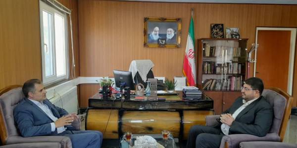 جلسه بررسی وپیگیری مسائل و مشکلات پروژه انتقال آب هفتیان به‌ تفرش و روستاهای اقماری مسیر پروژه، با حضور محمد رضا رضایی فرماندار و آمره ای مدیرعامل آب منطقه ای استان مرکزی در دفتر فرمانداری تشکیل و برگزار شد.