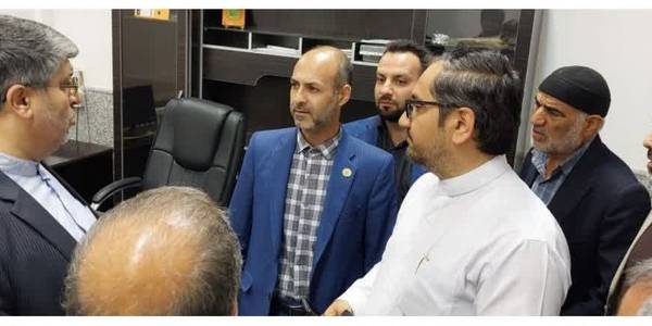 بازدید دکتر علی اکبر کریمی نماینده مردم شریف شهرستان های اراک، کمیجان و خنداب در مجلس شورای اسلامی به همراه فرماندار شهرستان کمیجان، رییس دانشگاه پیام نور استان، معاونین فرماندار، معتمدین شهرستان و بخشدار مرکزی کمیجان از دانشگاه پیام نور