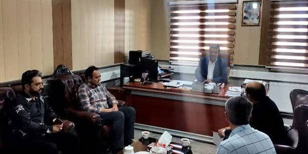 دیدار رئیس و پرسنل اداره حسابرسی مالیاتی شهرستان با فرماندار