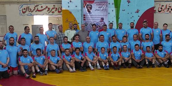 فرماندار از خانه کشتی جهان پهلوان تختی خمین بازدید کرد