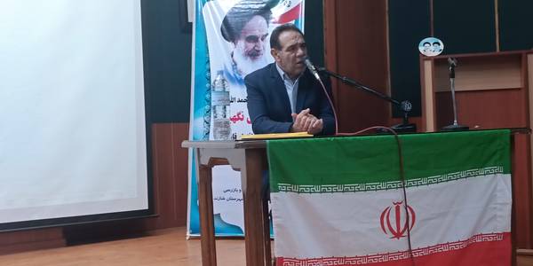 برگزاری جلسه بصیرتی آموزشی هیئت نظارت بر انتخابات شهرستان با حضور سرپرست فرمانداری