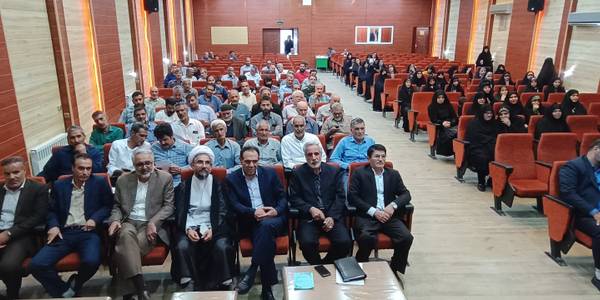 برگزاری مراسم تجلیل و تکریم موکبداران و خادمین حسینی در شهرستان شازند