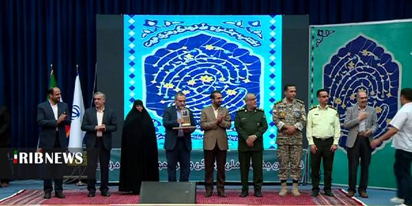 آیین اختتامیه نخستین جشنواره ملی فرهنگی هویت در استانداری مرکزی برگزار شد