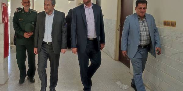 بازدید مهدی الیاسی معاون استاندار و فرماندار ویژه شهرستان ساوه از اداره بهزیستی ساوه