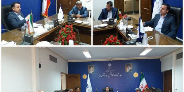 به منظور ارزیابی میزان تحقق مصوبات کارگروه تسهیل ورفع موانع تولید استان در خصوص شرکت نورد گالوانیزه دشتستان راد وحل وفصل مشکلات باقیمانده به منظور بهره برداری از این طرح بزرگ ملی در هفته دولت، جلسه ای به ریاست میرزاخانی معاون هماهنگی امور اقتصادی وتوسعه منطقه ای استانداری ومدیران مربوطه برگزار وتصمیمات لازم جهت تحقق این امر اتخاذ وابلاغ گردید. 
سه شنبه ۱۴۰۲-۰۴-۲۷