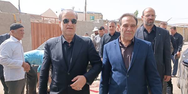 برگزاری ملاقات مردمی مسئولین شهرستان شازند در روستای نجف آباد