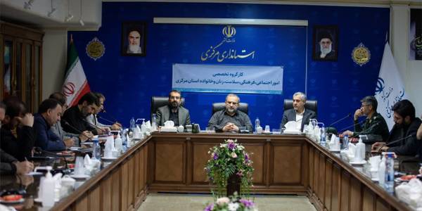 استاندار مرکزی: نقش اجتماعی مساجد تقویت شود