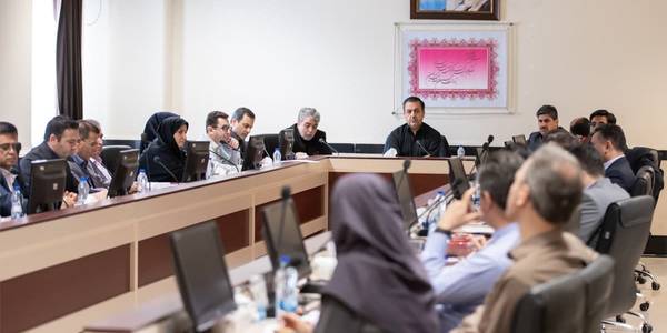 شرکت‌های استان مرکزی حساب‌ها و منابع مالی خود را در استان متمرکز کنند