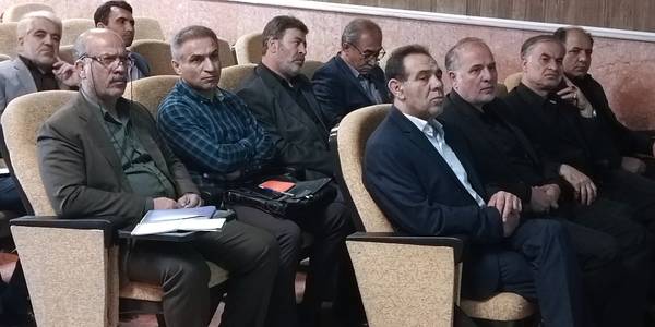 برگزاری جلسه بررسی طرح جامع شهر شازند