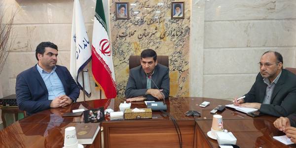 جلسه داخلی کارکنان فرمانداری و بخشداری با سرپرست جدید فرمانداری شهرستان محلات