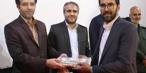 برگزاری همایش دهیاران شهرستان ساوه به مناسبت گرامیداشت هفته دهیاری ها