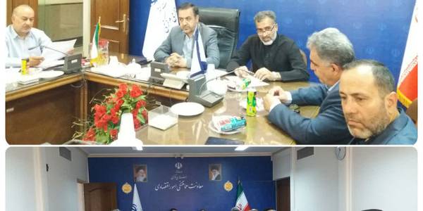 جلسه. کمیته پایش تجارت خارجی استان به ریاست معاون هماهنگی امور اقتصادی وتوسعه منطقه ای وبا حضورافتخاریان مشاور حوزه صنایع کوچک سازمان صنایع کوچک وشهرکهای صنعتی کشور  وسایر اعضاء تشکیل شد.
در این نشست پیرامون پذیرش هیات تجاری از کشور فنلاتد واعزام هیات تجاری به دو کشور نیجریه وروسیه بحث وگفتگو شد.
همچنین شرکت در نمایشگاه رو  پلاست
روسیه مورد بررسی وتبادل نظر قرار گرفت.
در این جلسه ، تشکیل کنسر سیوم های صادراتی در استان وعملکرد کنسر سیوم های صادراتی، تجهیزات سازان نفت ،گاز وپتروشیمی مور د بررسی قرار گرفت وتصمیماتی در این خصوص اتخاذ گردید.
دوشنبه ۱۴۰۲-۰۵-۱۶