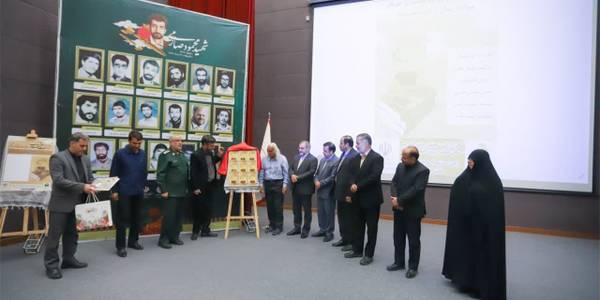 حضور مفتح زاده مدیر کل دفتر امور بانوان و خانواده استانداری درمراسم   "ماهور" در استان مرکزی این مراسم به مناسبت  گرامیداشت سالروز شهادت شهید صارمی و روز خبرنگارکه  با حضورمخلص الائمه  استاندرمرکزی ، جمعی از مسئولین ارشد استان و  اصحاب رسانه در اراک برگزار شد .  ١٧-٠٥-١٤٠٢