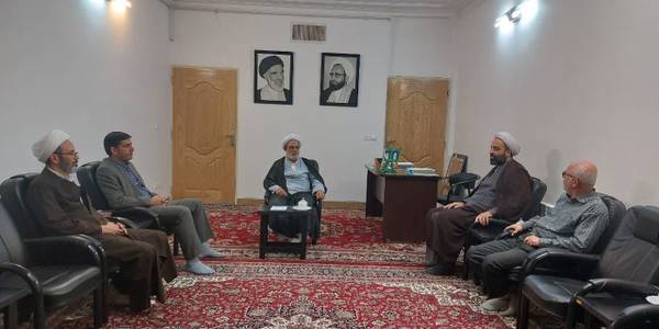 دیدار مدیر نمایندگی شورای سیاستگذاری ائمه جمعه استان مرکزی با سرپرست فرمانداری شهرستان محلات