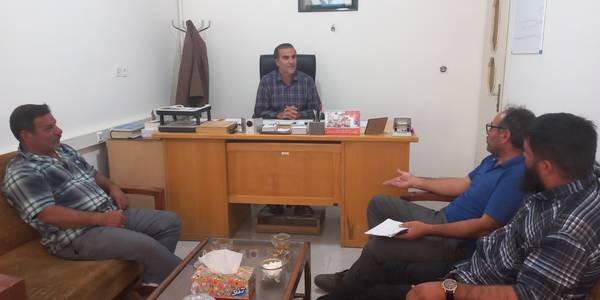 دیدار اعضای شورای اسلامی روستای علی آباد خشکرود با جناب آقای شالیان مقدم بخشدار بخش زاویه.