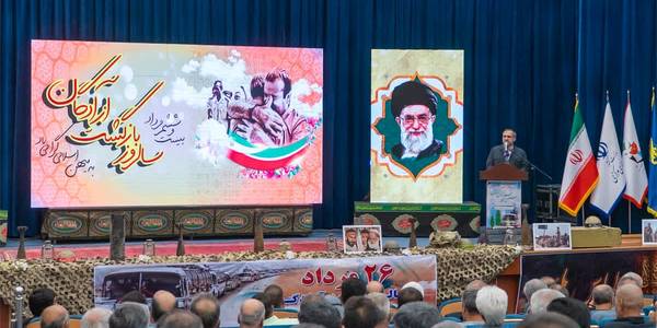 مرز بین جبهه حق و باطل هر روز آشکارتر می‌شود