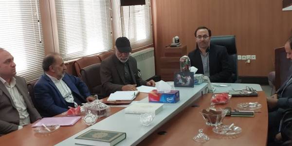 جلسه هماهنگی برگزاری بیست و یکمین جشنواره بین المللی آئینی و سنتی تعزیه کشور به ریاست جواد اتابکی سرپرست فرمانداری شهرستان تفرش و با حضور ایزدی معاونت  اداره کل هنرهای نمایشی، جولایی دبیر بیست و یکمین جشنواره هنرهای نمایشی و آئینی، رونده مسئول امور شهرستان های اداره کل هنرهای نمایشی، محمودی فرد سرپرست مدیرکل ارشاد استان مرکزی و جمعی از مسئولین و انجمن تعزیه شهرستان تفرش در دفتر فرمانداری تشکیل و برگزار شد.