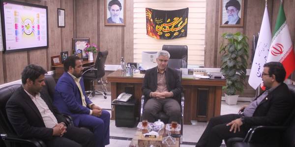 نشست مدیر عامل شرکت گاز استان با فرماندار شهرستان خمین برگزار شد