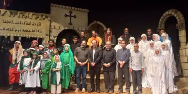 دکتر اتابکی فرماندار شهرستان تفرش مخاطب ویژه نمایش خورشید کاروان