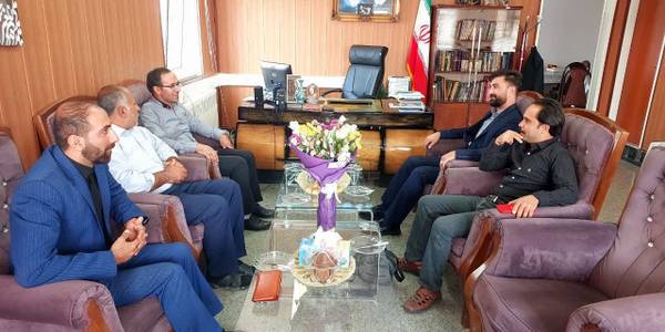 دیدار اعضای ستاد دکتر رئیسی رییس‌ جمهور محترم با فرماندار شهرستان